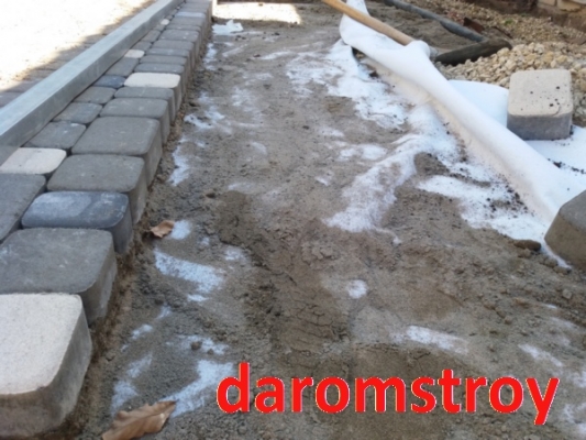 Геотекстиль Дорнит 200 гр/кв.м 2*100м (200кв.м) (первичное сырьё)